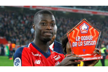 「爆速WG」ニコラ・ペペ、アーセナルへ到着？目撃された映像がこれ 画像