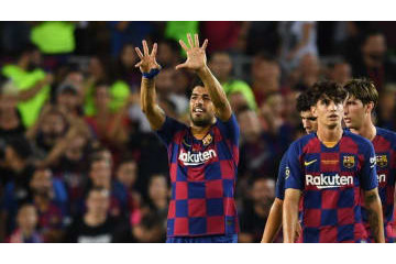 見よ、スアレスのシュート技術を！アーセナルを沈めた「超ボレー」 画像