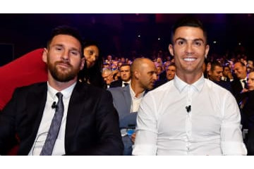 メッシとロナウド、「FIFAアワードの投票先」がおもしろい 画像