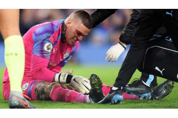 シティGKエデルソン、リヴァプール戦欠場　ペップが認める 画像