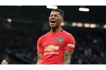 ラッシュフォード、やっちまった…自分も驚く「仰天シュートミス」がこれ 画像