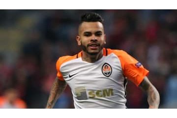 人種差別に号泣のブラジル人FWがやった「スーパーテク」がこれ 画像