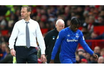 何があった…悪童キーン、「たった18分での衝撃交代シーン」がこれ 画像