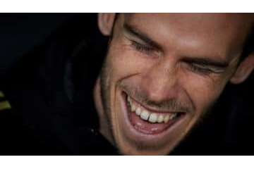 ベイル、試合中のレアルベンチでやってた「おふざけシーン」がこれ 画像