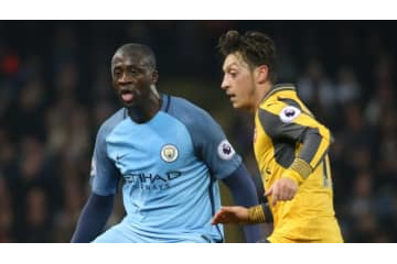 中国に行ったヤヤ・トゥレ、エジルを批判 「間違ってる」 画像