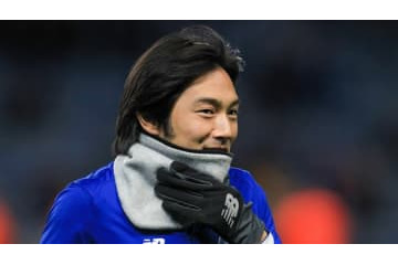 中島翔哉、海外メディアも驚いたマラドーナ級「神テク」がこれ 画像