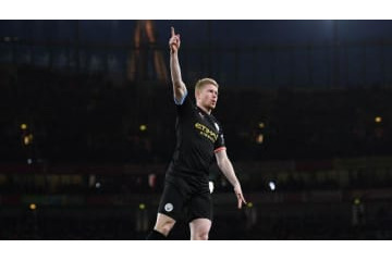 今「世界で最も優れたセンターハーフ」はこの10名 画像