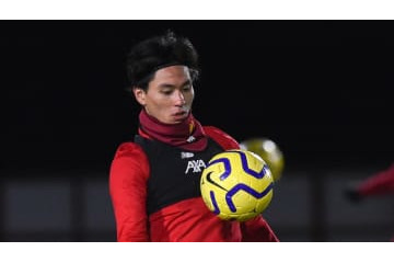 南野、リヴァプール選手を初日で唸らせた「強パス」がこれ 画像