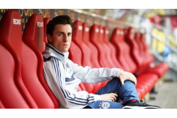 ペリシッチ足首骨折…タックルしたのは1月加入のレアルDFだった 画像