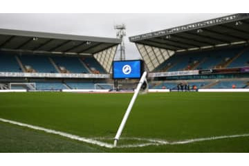 猛烈嵐の欧州…コーナーキックが大変なことになる 画像