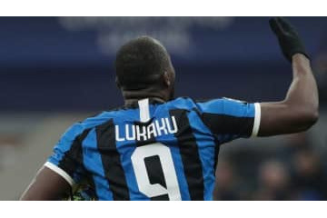 ウイイレ2020の「フィジカル最強ストライカー」TOP10はこれ 画像