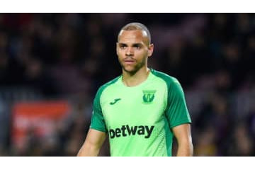 バルセロナ、「緊急補強ルール」でデンマーク代表FW獲得へ 画像