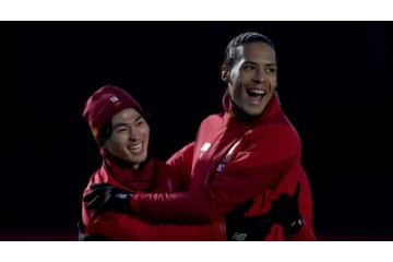 リヴァプール南野、ファンダイクらとのイチャイチャシーンがこれ 画像