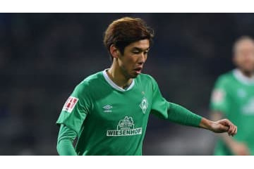 ブレーメン大迫勇也、「監督に激怒される→尻ポンポン」の場面がこれ 画像