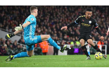 ウイイレ2020「コラプシング（至近距離ストップ）最強GK」はこの18名 画像