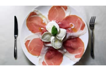 ヒデの元同僚が明かす！イタリアで太りまくったヤバい「恐怖飯」とは 画像