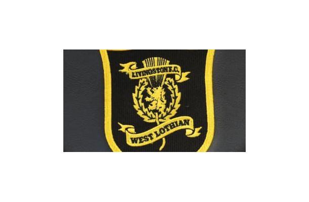 「Twitterアンケートで去就決定」の37歳、契約延長！しかも給与を寄付へ