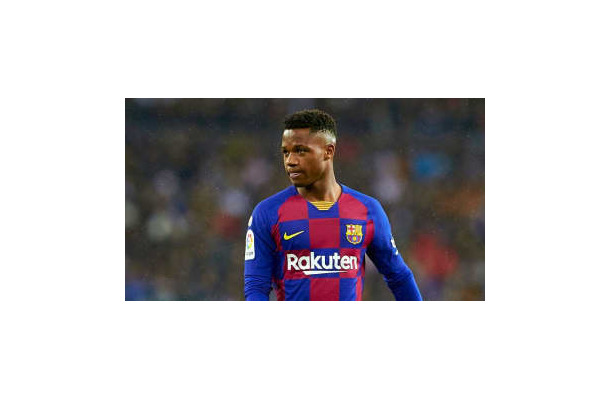 バルサ新星A・ファティ、メッシ兄と別れる…ロナウド代理人と契約