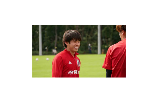 仲良すぎ！斉藤光毅、松岡大起、西川潤らのU-19日本代表「リフティングゲーム」が面白い