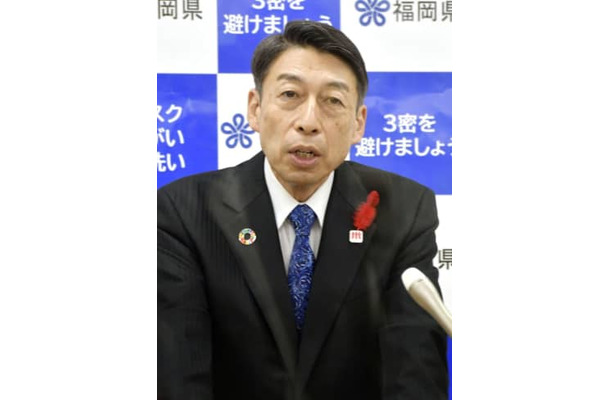 福岡県の服部誠太郎知事＝2021年12月、県庁