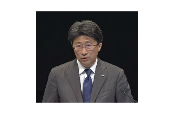 みずほフィナンシャルグループの定時株主総会で経営方針を説明する木原正裕社長＝21日午前、東京都内