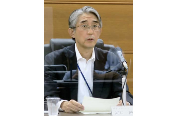 記者会見する日銀大阪支店の高口博英支店長＝7日午後、大阪市
