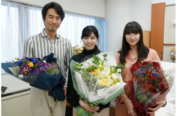 眞島秀和、西野七瀬、香椎由宇（C）日本テレビ