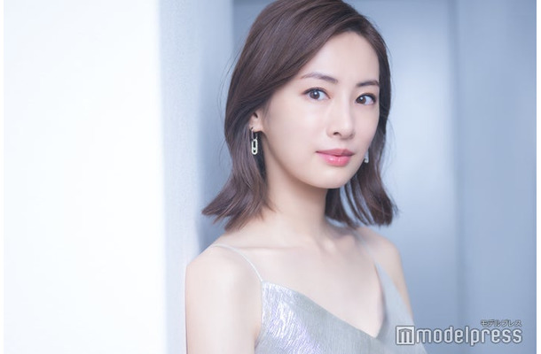 モデルプレスのインタビューに応えた北川景子（C）モデルプレス