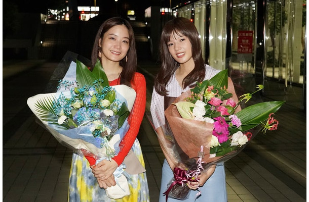 深川麻衣、石井杏奈（C）読売テレビ