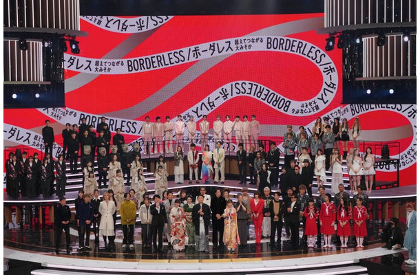 オープニング「第74回NHK紅白歌合戦」（C）NHK