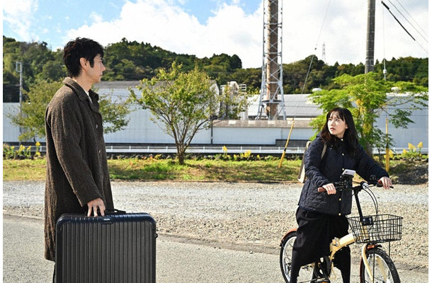 西島秀俊、芦田愛菜「さよならマエストロ～父と私のアパッシオナート～」第1話より（C）TBS