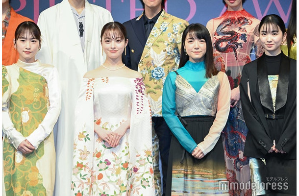 「千と千尋の神隠し」の製作発表会見に出席した川栄李奈、橋本環奈、上白石萌音、福地桃子（C）モデルプレス