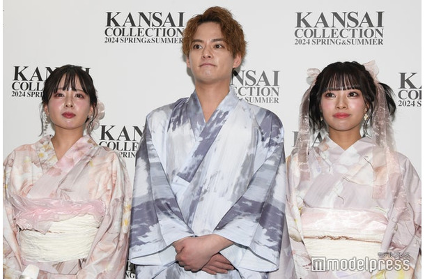 囲み取材に応じた山田菜々、中山優馬、山田寿々（C）モデルプレス