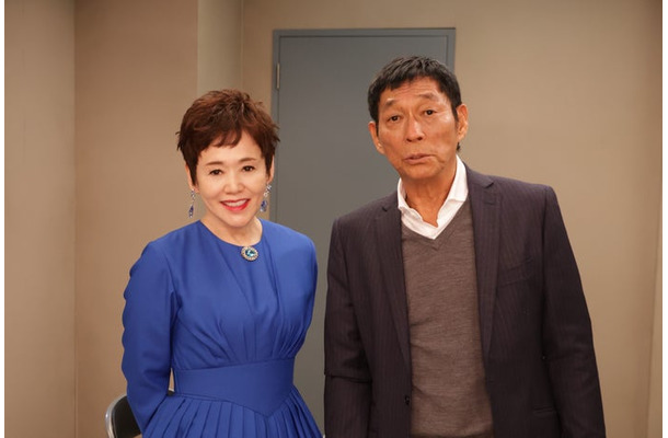 大竹しのぶ、明石家さんま（C）フジテレビ