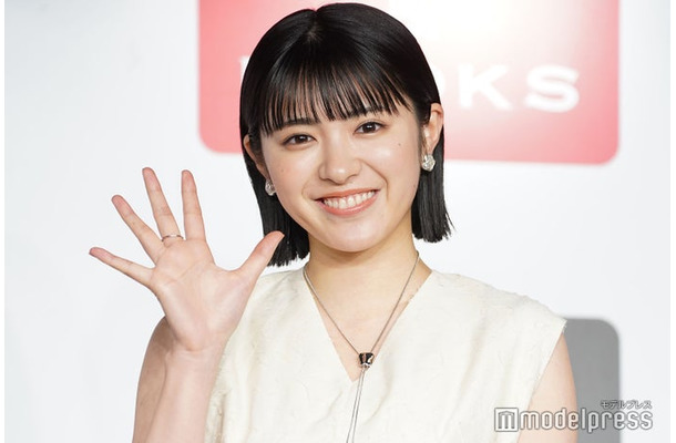 1st写真集「ゆづき。」発売記念イベント後の囲み取材に応じた平川結月（C）モデルプレス