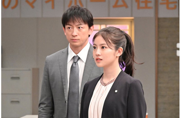 山本耕史、今田美桜「花咲舞が黙ってない」第7話より（C）日本テレビ