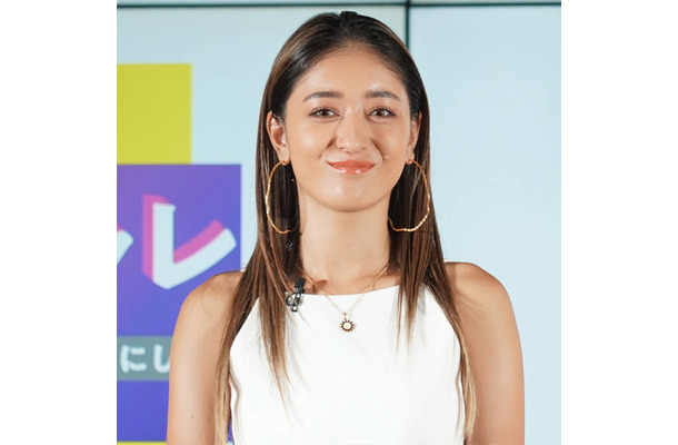 「脚ながっ！！」みちょぱ、美スタイルのデニムSHOTに絶賛の声「可愛くて素敵」