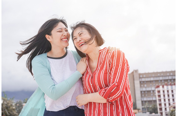 【うちの家族最高！】ノリが良すぎて“まさかのルール”で会話！？その光景に…→「近所に聞こえてたら恥ずかしい」「でも面白い」