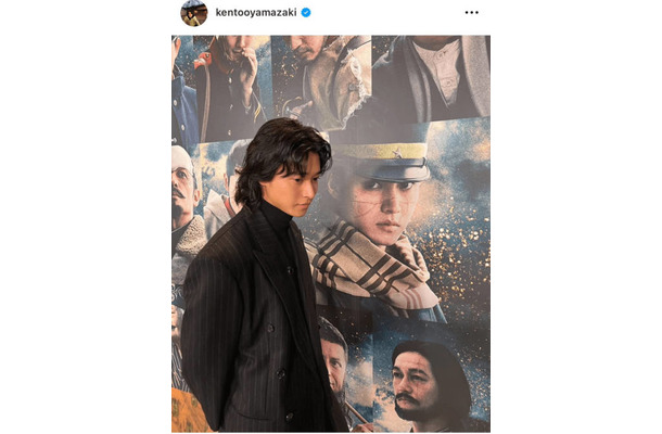 山崎賢人『ゴールデンカムイ』で演じた杉元佐一ビジュアルと並んだ写真に「かっっっっっこい」「美しい」と反響