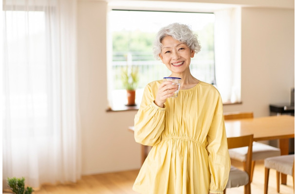 まるで歳をとってないよう！？パワフルな60歳女性に「楽しんでる」「年齢を言い訳しない人になりたい」