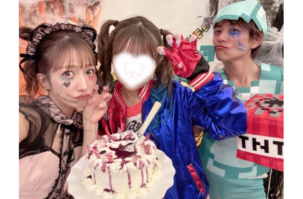 辻希美、長女＆杉浦太陽らとコスプレ！自宅で豪華ハロウィンパーティ「ご飯はビュッフェスタイル」