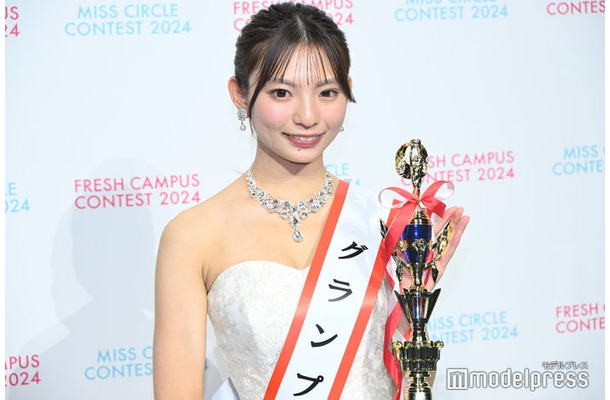 “日本一のサークル美女”に選ばれた東条澪さん（C）モデルプレス