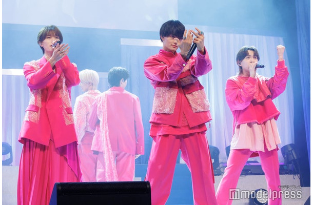 M!LK（C）モデルプレス