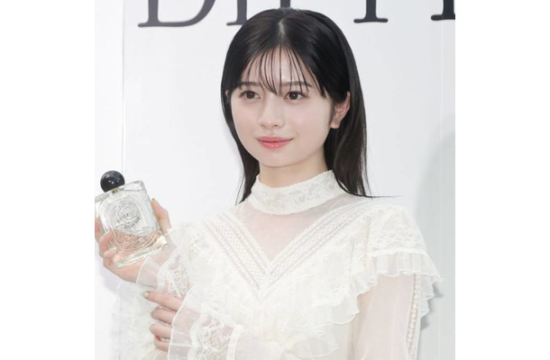 「可愛すぎてびっくり」桜田ひより、透明感あふれるもこもこ冬コーデに絶賛の声「雪の妖精さん」