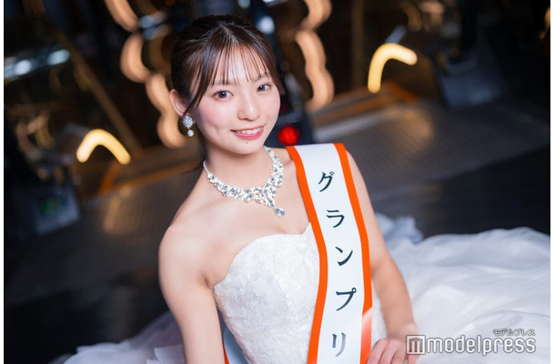 “日本一のサークル美女”に選ばれた東条澪さん（C）モデルプレス