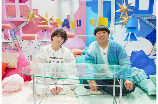 佐久間大介、日村勇紀（C）日本テレビ