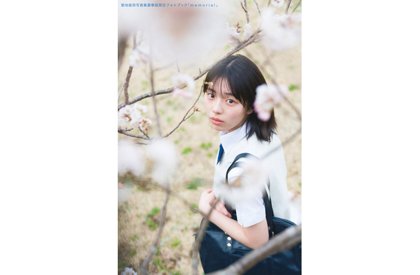 菊地姫奈「memory」より（C）Takeo Dec.
