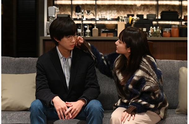阿部亮平、平祐奈「あなたを奪ったその日から」第1話（C）カンテレ