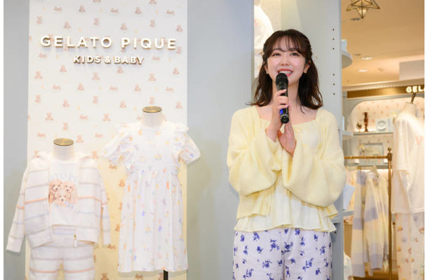 峯岸みなみ、昨年誕生した愛娘の“服選び”に夢中「どんな洋服が似合うかな？」「毎日が楽しい」