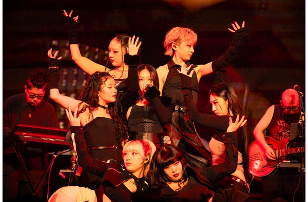 HANA／撮影：釘野孝宏（C）VIVA LA ROCK 2025 ALL RIGHTS RESERVED.